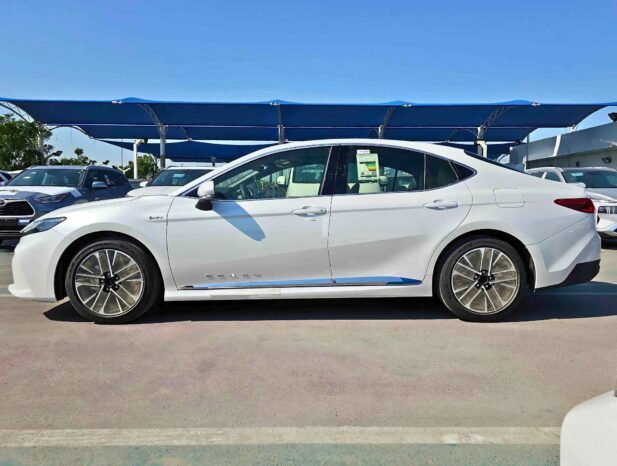 TOYOTA CAMRY LE 2025 HYBRID V4 2.5L A/T