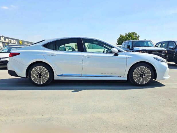 TOYOTA CAMRY LE 2025 HYBRID V4 2.5L A/T