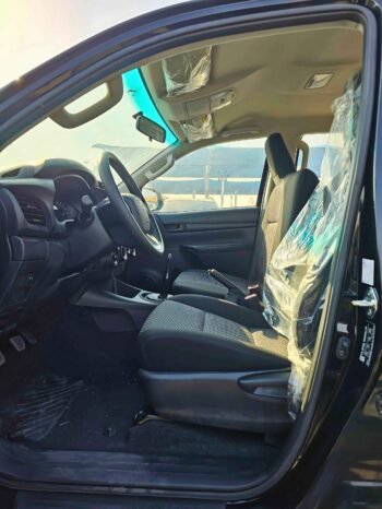 TOYOTA HILUX Image 7