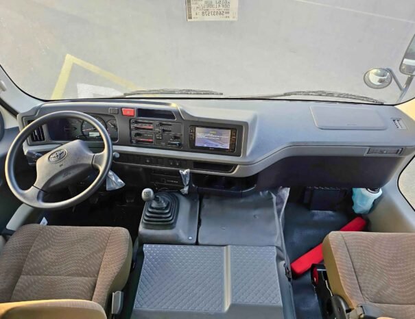 TOYOTA COASTER 2025 DIESEL V6 4.0L M/T