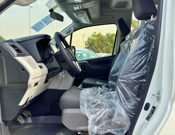 TOYOTA HIACE HIGHROOF 2025 DIESEL V4 2.8L M/T