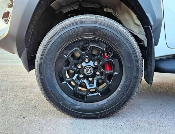TOYOTA HILUX GR SPORT REVO 2024 DIESEL V4 2.8L A/T