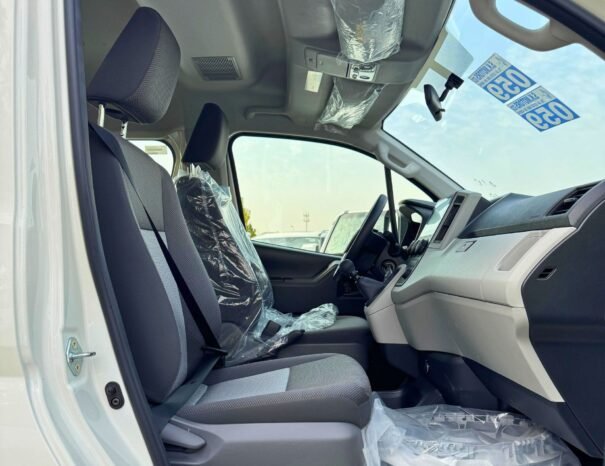 TOYOTA HIACE HIGHROOF 2025 DIESEL V4 2.8L M/T