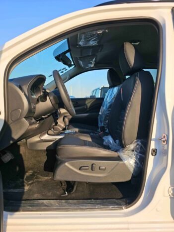 NISSAN NAVARA Image 7