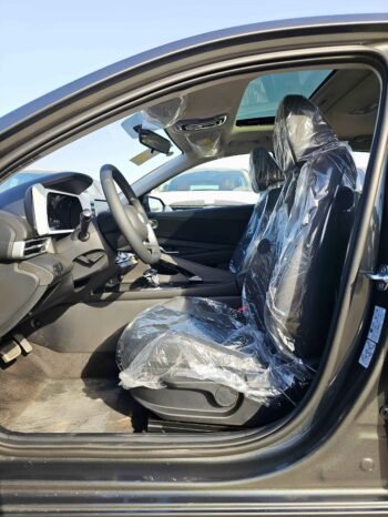HYUNDAI ELANTRA Image 8