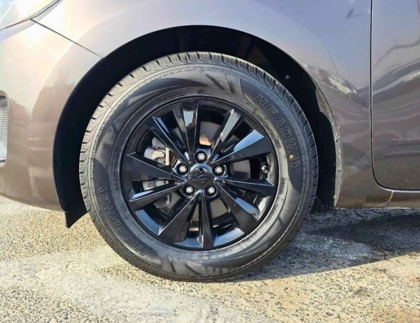 KIA SEDONA LX 2017 PETROL V6 3.3L A/T