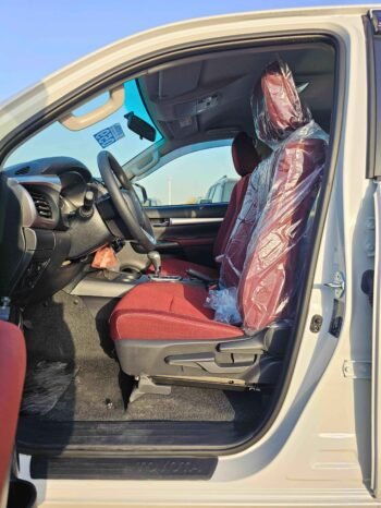 TOYOTA HILUX Image 7