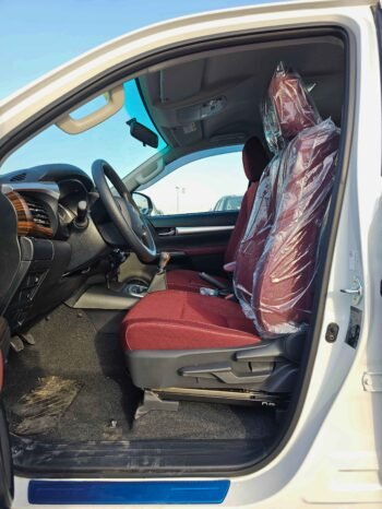 TOYOTA HILUX Image 7