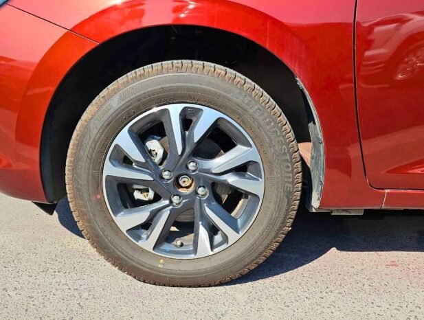 سوزوكي سويفت Glx 2025 بنزين V4 سعة 1.2 لتر A/T