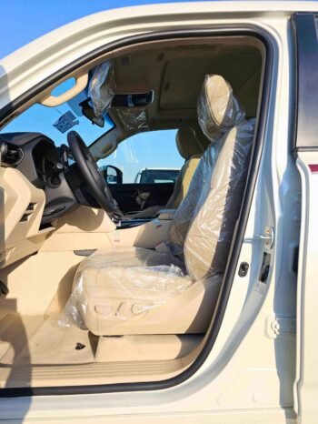 TOYOTA LANDCRUISER Image 9