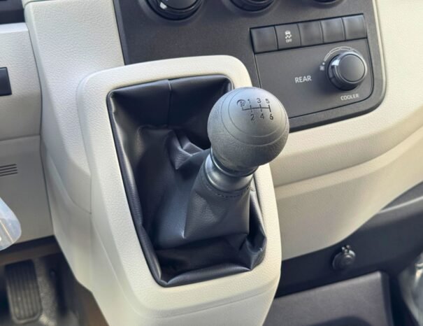 TOYOTA HIACE HIGHROOF 2025 DIESEL V4 2.8L M/T