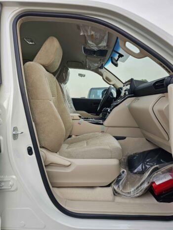 TOYOTA LANDCRUISER Image 8