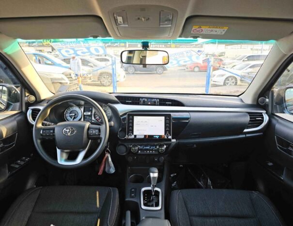 TOYOTA HILUX SR5 NARROW BODY 2025 PETROL V4 2.7L A/T