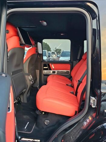 MERCEDES BENZ G63 Image 6