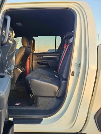 TOYOTA HILUX Image 5
