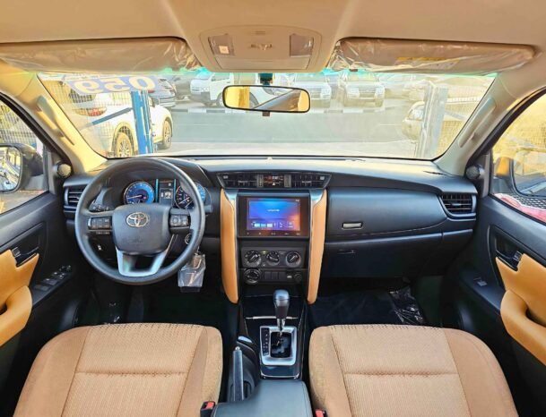 TOYOTA FORTUNER BASIC 2025 PETROL V4 2.7L A/T