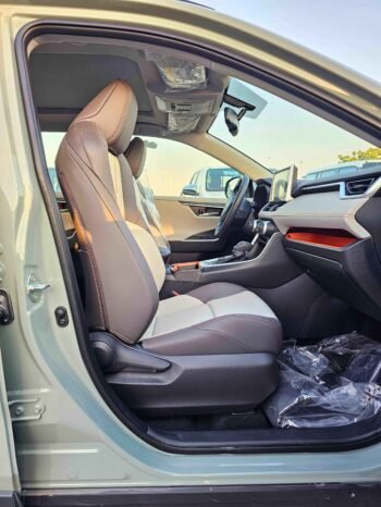 TOYOTA RAV4 Image 7