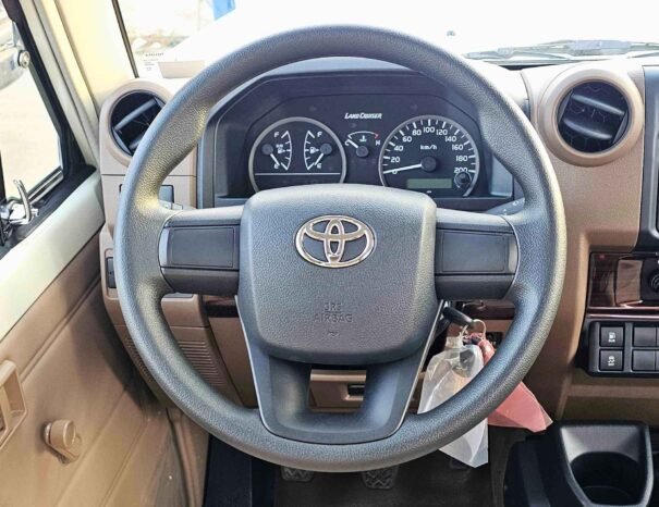 TOYOTA LANDCRUISER PICKUP LC79 SC STD-E DIESEL V4 2.8L M/T