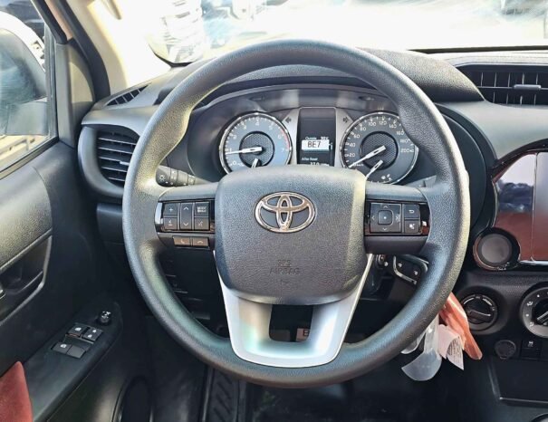 TOYOTA HILUX GL-G EURO 4 SINGAL CABIN PETROL MT V4 2.7L M/T