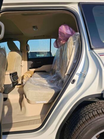 TOYOTA LANDCRUISER Image 6