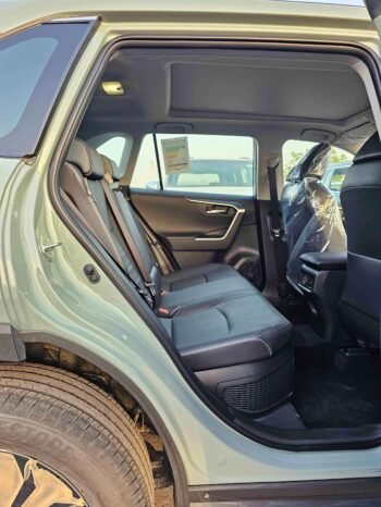 TOYOTA RAV4 Image 5