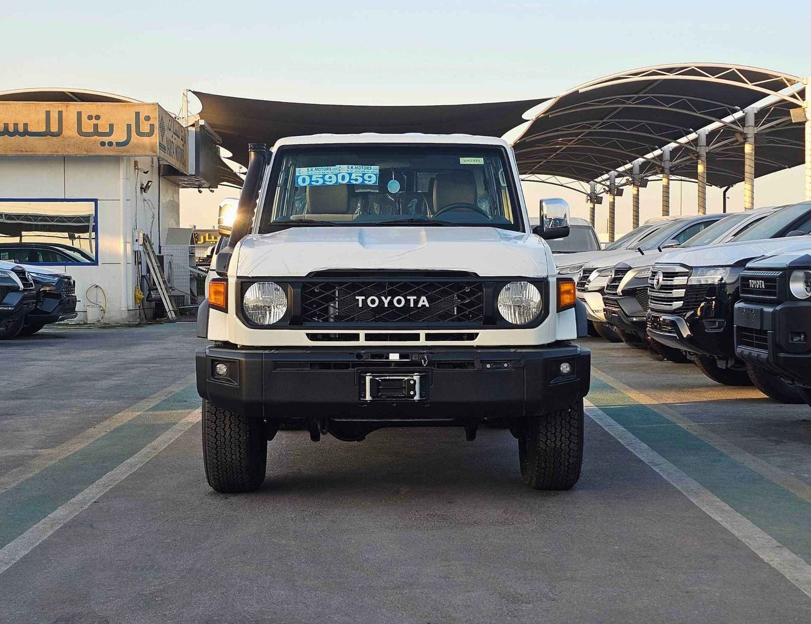 TOYOTA LANDCRUISER HARDTOP LC76 2024 БЕНЗИН V6 4.0L A/T