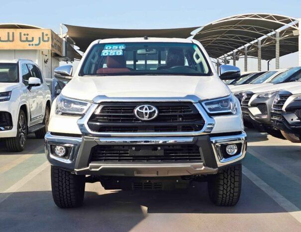 TOYOTA HILUX GLX SR5 2025 PETROL V4 2.7L M/T