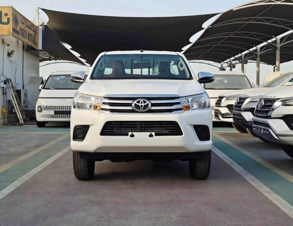 TOYOTA HILUX GL-G EURO 4 SINGAL CABIN PETROL MT V4 2.7L M/T