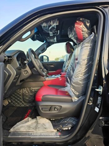 TOYOTA LANDCRUISER Image 4