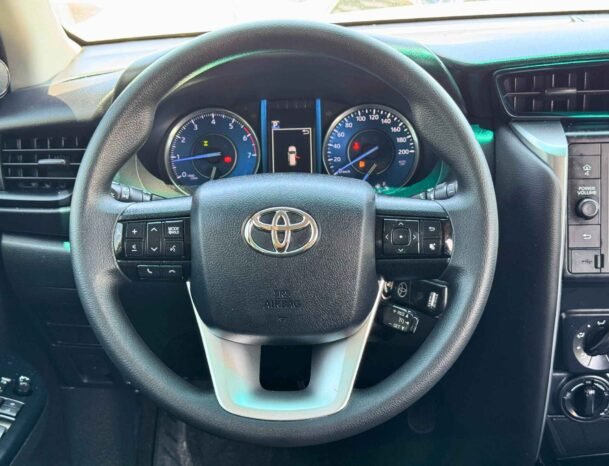 TOYOTA FORTUNER EXR 2023 PETROL V4 2.7L A/T