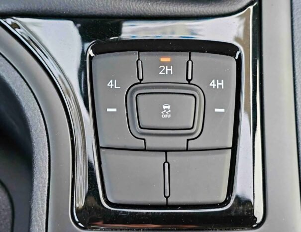 ZXAUTO TERRALORD TURBO LUXURY PETROL V4 2.0L MT