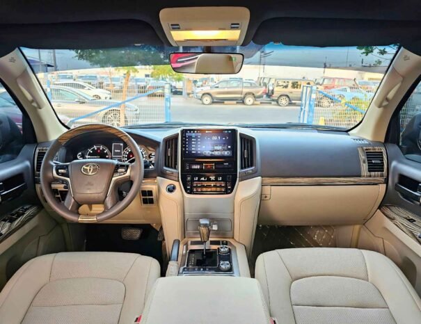 TOYOTA LANDCRUISER GXR 2019 БЕНЗИН V6 4.0L V6 A/T