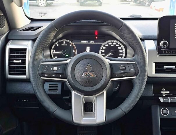 MITSUBISHI L200 SPORTERO 2024 ДИЗЕЛЬ V4 2.4L A/T