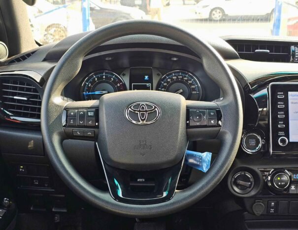TOYOTA HILUX ADVENTURE 2025 БЕНЗИН V6 4.0L A/T