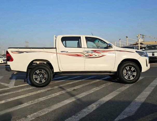 TOYOTA HILUX WIDE BODY 2023 PETROL V4 2.7L A/T