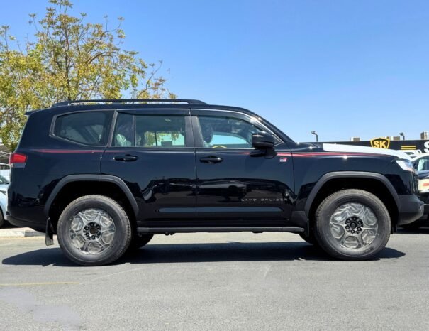 TOYOTA LANDCRUISER GR SPORT 2024 БЕНЗИН V6 3,5 Л А/Т
