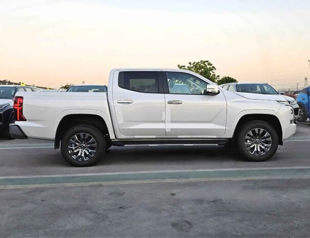 MITSUBISHI L200 SPORTERO 2024 ДИЗЕЛЬ V4 2.4L A/T