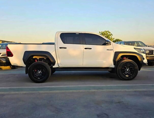 TOYOTA HILUX GR SPORT REVO 2024 DIESEL V4 2.8L A/T