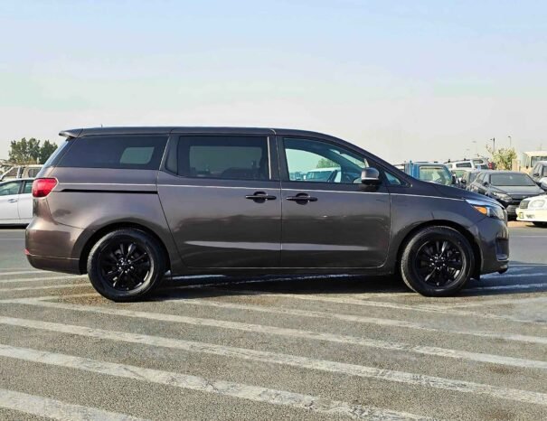 KIA SEDONA LX 2017 PETROL V6 3.3L A/T