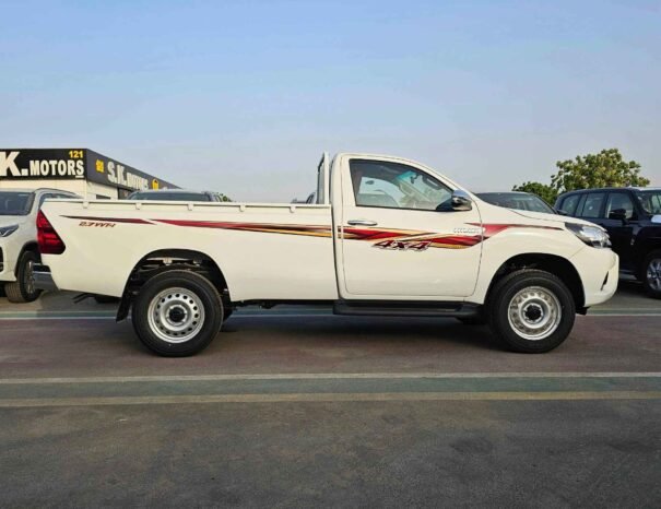 TOYOTA HILUX GL-G EURO 4 SINGAL CABIN PETROL MT V4 2.7L M/T