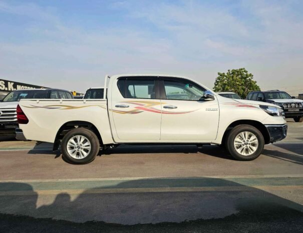 تويوتا هايلكس هايلكس SR5 ضيقة الهيكل 2025 بنزين V4 2.7L A/T