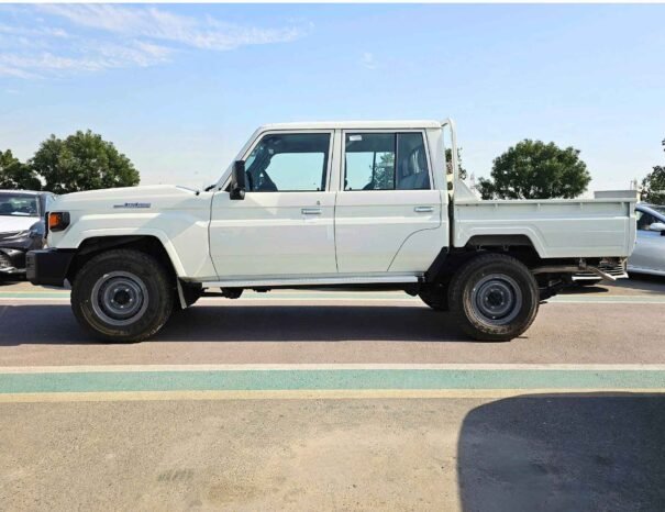 TOYOTA LANDCRUISER PICKUP LC79 2024 DIESEL V6 4.2L M/T
