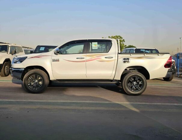TOYOTA HILUX SR5 EURO 4 2025 DIESEL V4 2.4L A/T