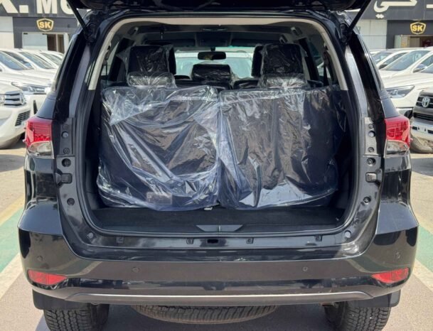 TOYOTA FORTUNER EXR 2023 PETROL V4 2.7L A/T