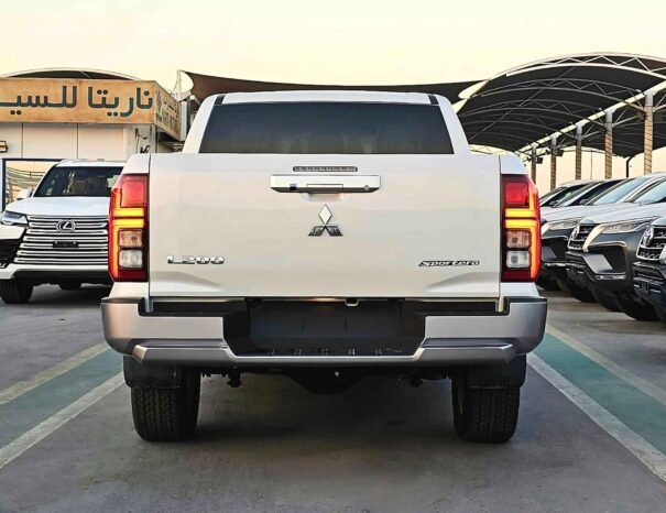 MITSUBISHI L200 SPORTERO 2024 ДИЗЕЛЬ V4 2.4L A/T