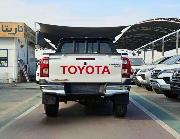 TOYOTA HULUX SR5 FULL OPTION 2025 PETROL V4 2.7L M/T