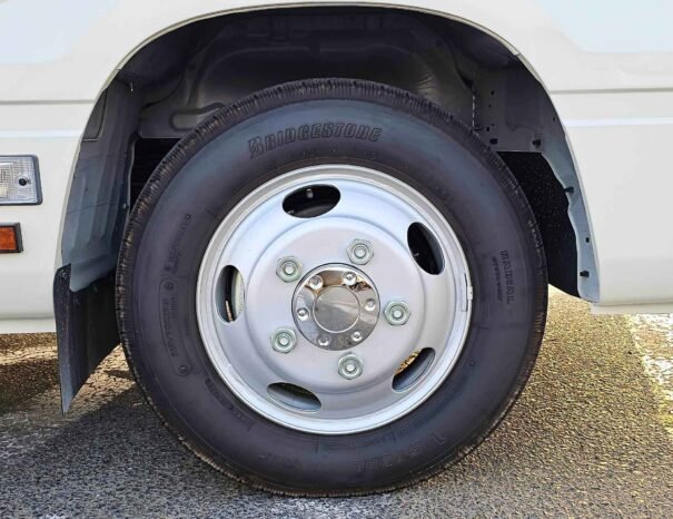 TOYOTA COASTER 2025 DIESEL V6 4.0L M/T