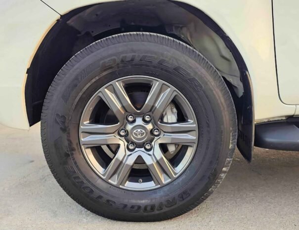 TOYOTA HILUX WIDE BODY 2023 PETROL V4 2.7L A/T