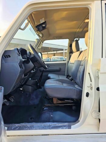 TOYOTA LANDCRUISER PICKUP 2024 DIESEL V6 4.2L M/T