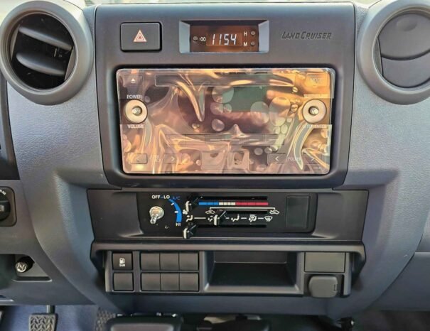 Пикап Toyota Land Cruiser LC79 SC 2024, дизельный двигатель V6 4,2 л, МКПП